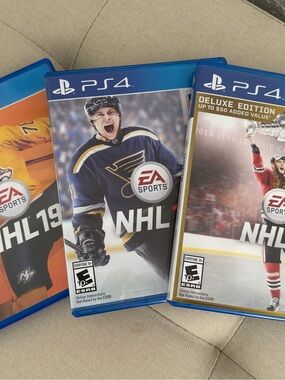 Lot (7) of PS4 Game Set in Cases